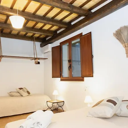 Nature's Embrace Holidays * Custonaci